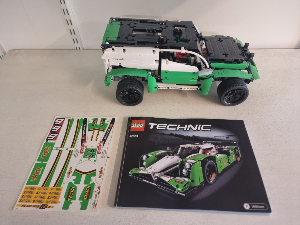 Sett 42039 fra Lego Technic serien.
Som nytt.
Komplett med manual og ubrukte klistremerker.