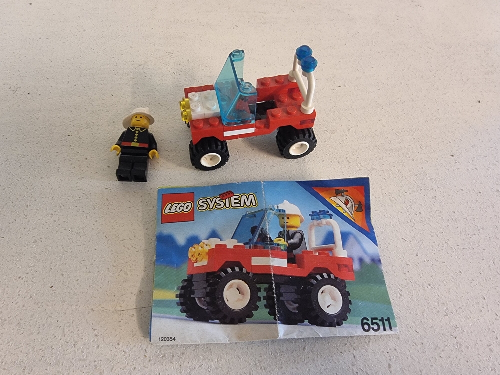 Sett 6511 fra Lego Classic Town serien.
Pent brukt. Noen bruksmerker.
Komplett med manual.
