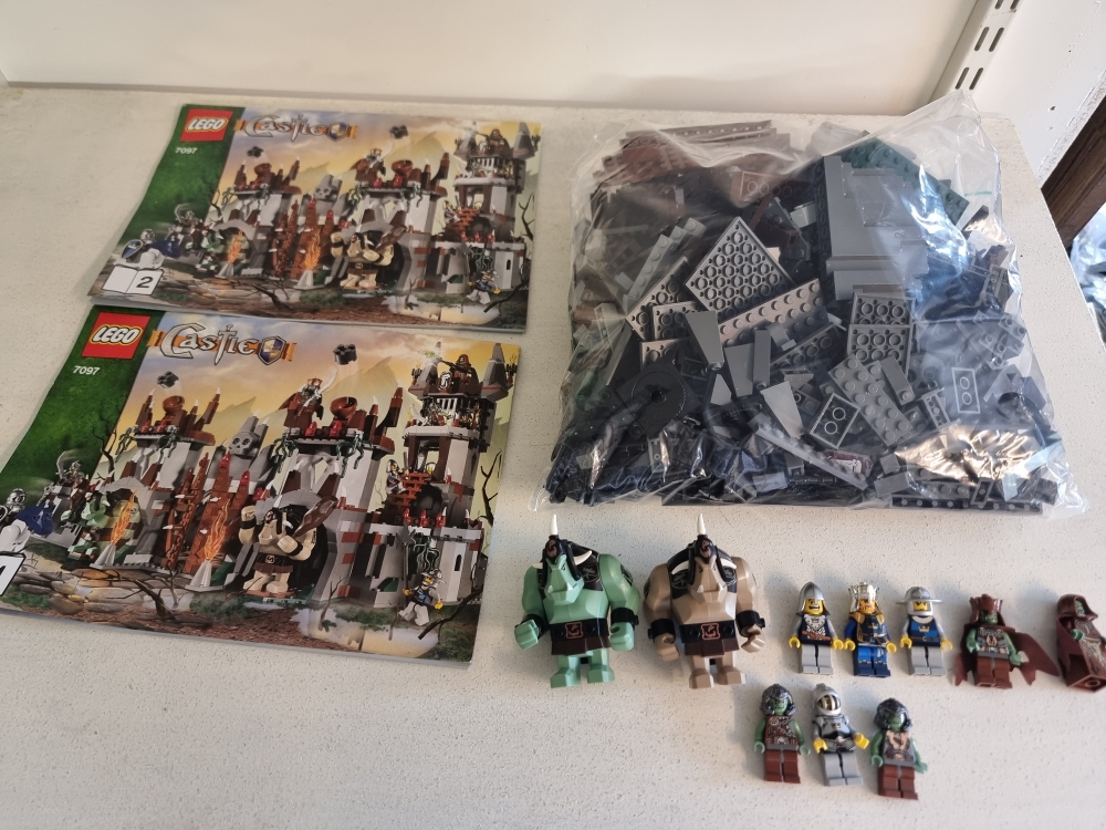 Sett 7097 fra Lego Castle : Fantasy Era serien.
Som nytt.
Komplett med manualer.