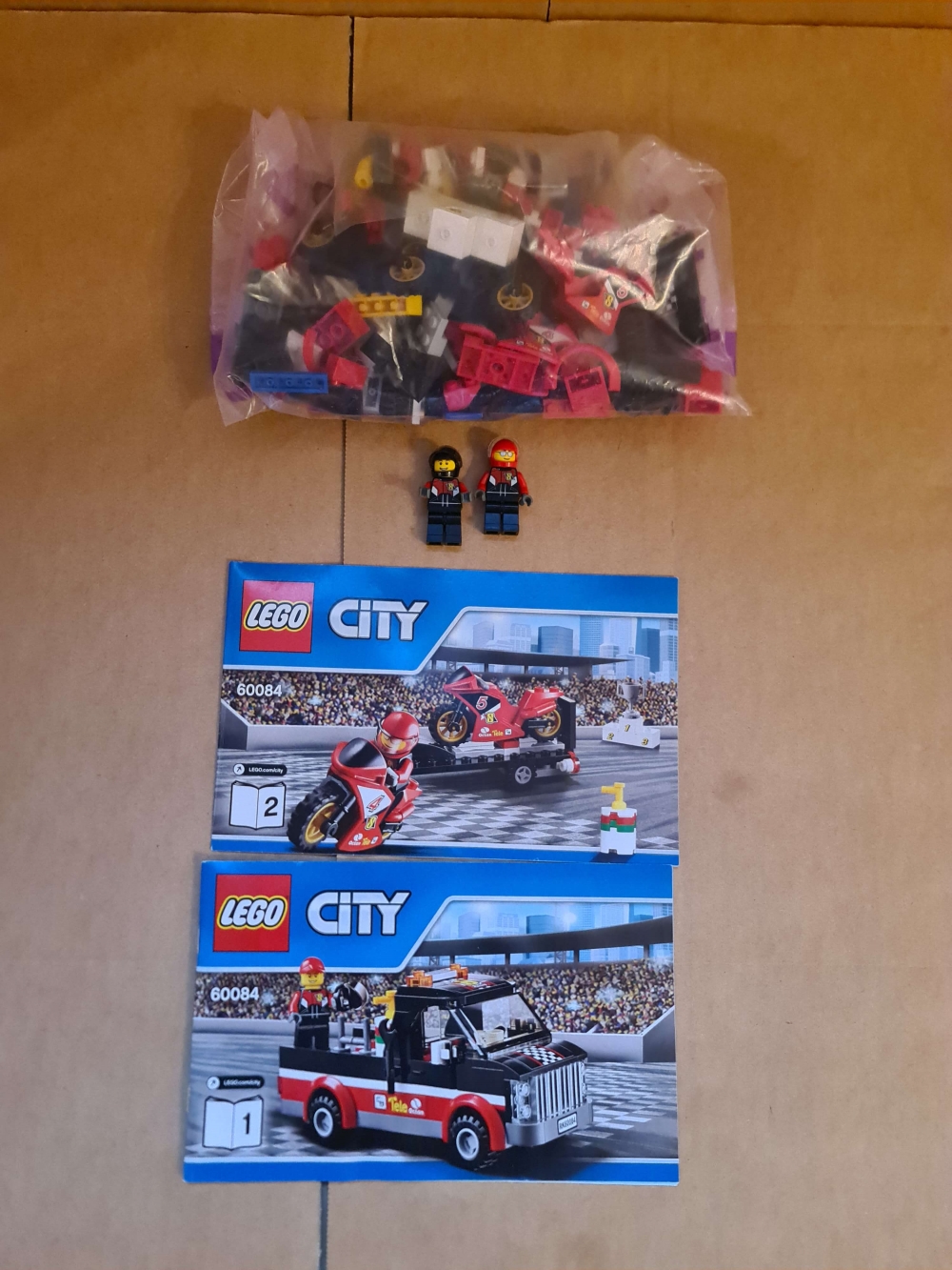 Sett 60084 fra Lego City serien.

Meget pent. Komplett med manualer.