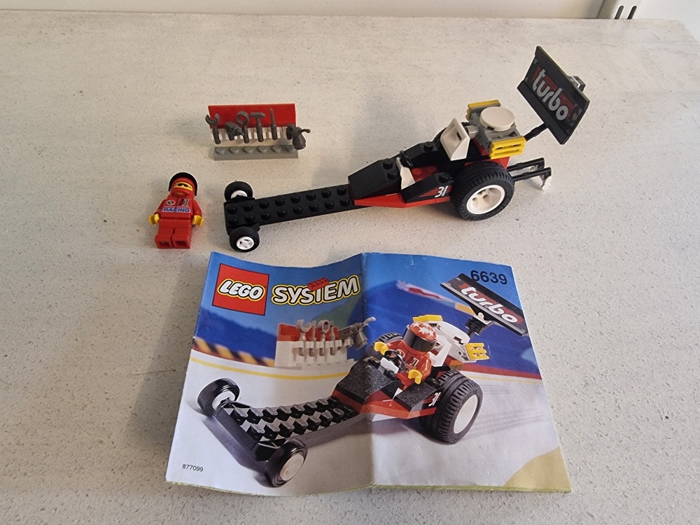 Sett 6639 fra Lego Classic Town serien.
Nydelig. Bortimot mint.
Komplett med manual.