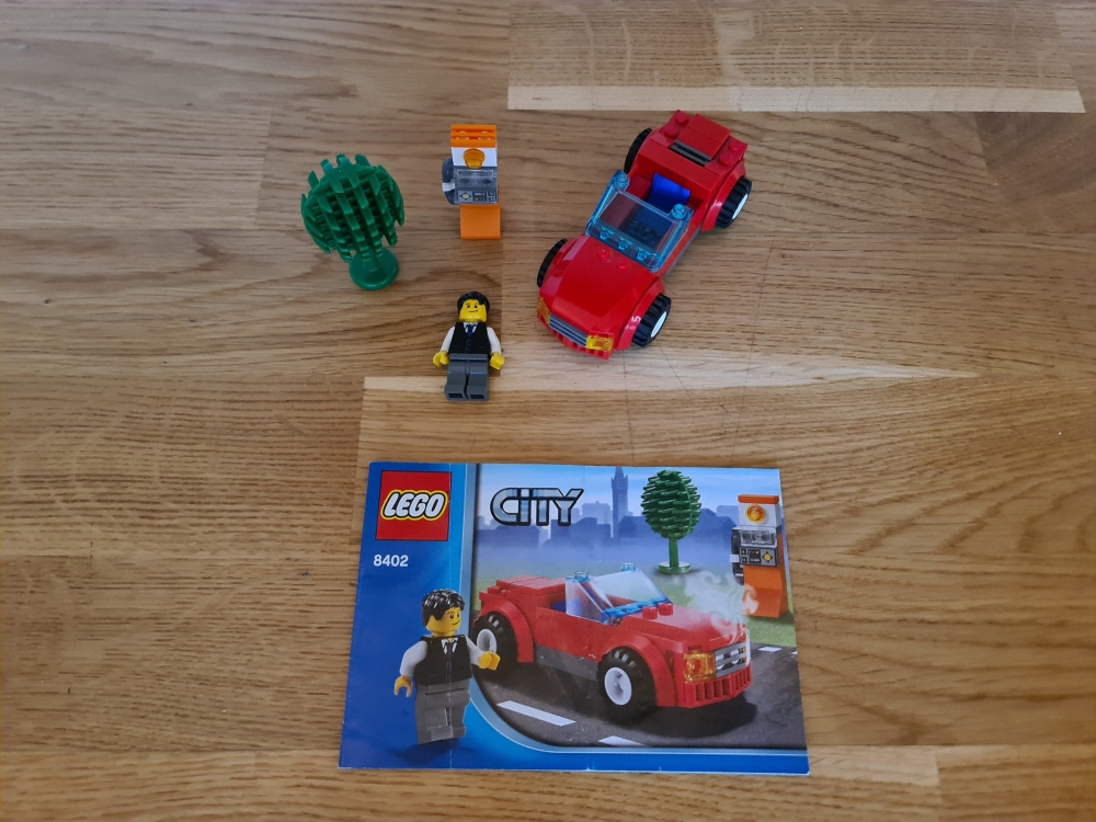Sett 8402 fra Lego City serien.
Meget pent.
Komplett med manual.