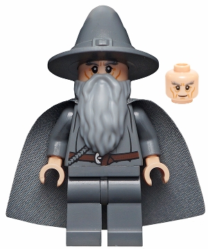 Gandalf the Grey - Wizard / Witch Hat, Long Cheek Lines
Komplett i god stand.