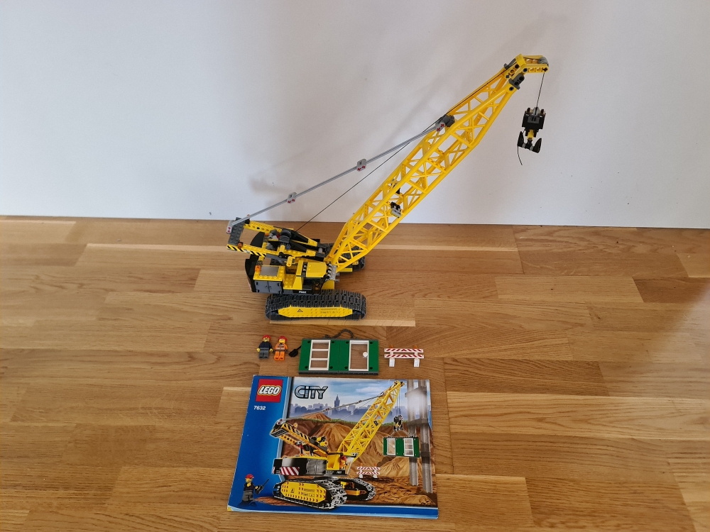 Sett 7632 fra Lego City serien.
Meget pent.
Komplett med alle klistremerker og manual.