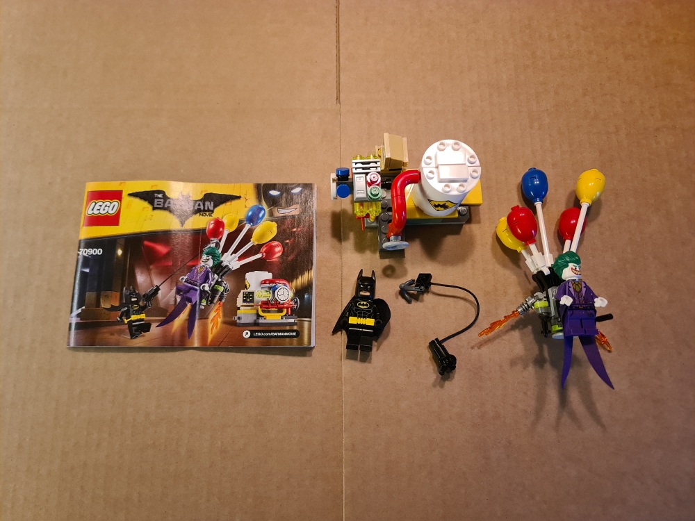 Sett 70900 fra Lego Super Heroes : The Lego Batman Movie
Meget pent.
Komplett med manual.