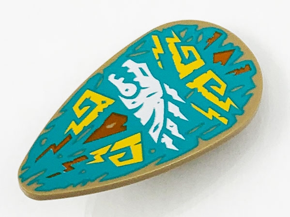 Minifigure, Shield Oval with White Dragon Head and Bright Light Orange Filigree on Dark Turquoise Background Pattern
I god stand.
