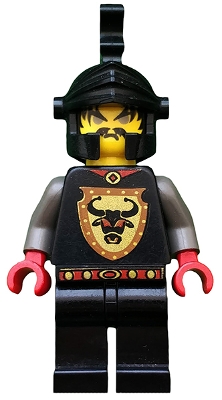 Knights Kingdom I - Cedric the Bull (Robber Chief), Black Dragon Helmet
Komplett i god stand.
