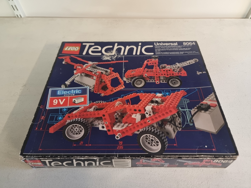 Sett 8064 fra Lego Technic serien.
Flott sett. 
Komplett med manual og eske,