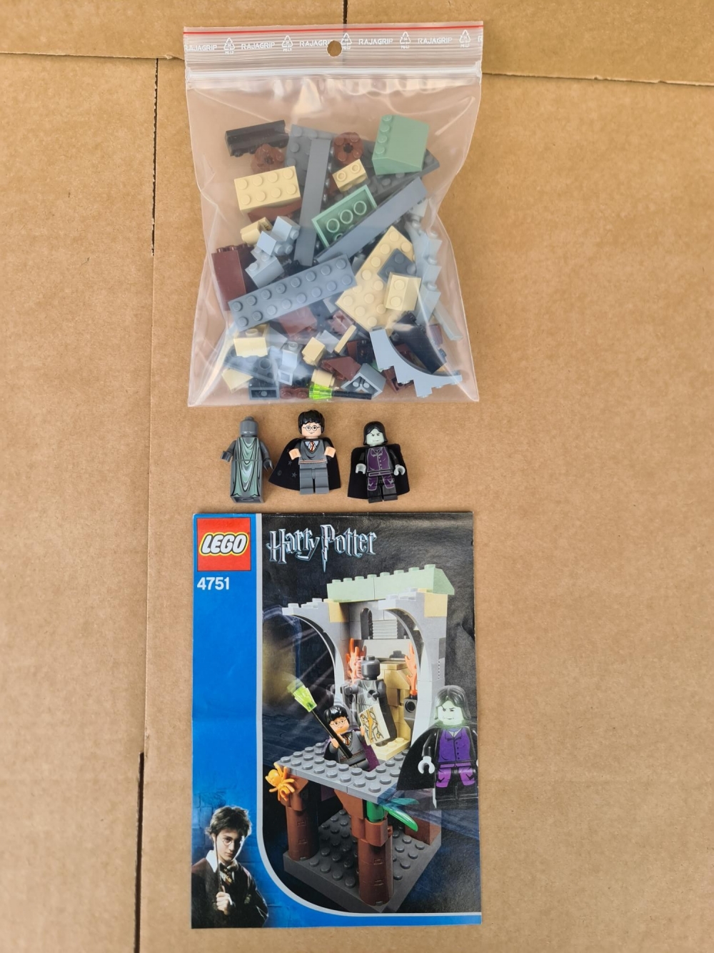 Sett 4751 fra Lego Harry Potter : Prisoner of Azkaba serien.
Meget pent.
Komplett med manual.