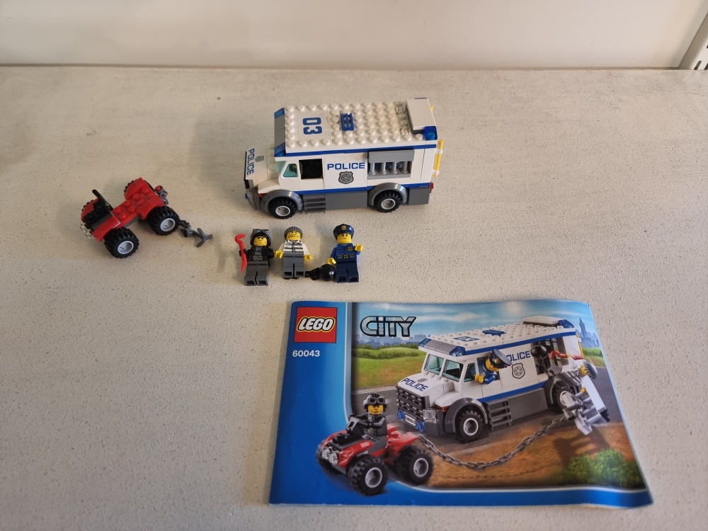 Sett 60043 fra Lego City serien.
Pent sett.
Komplett med manual.