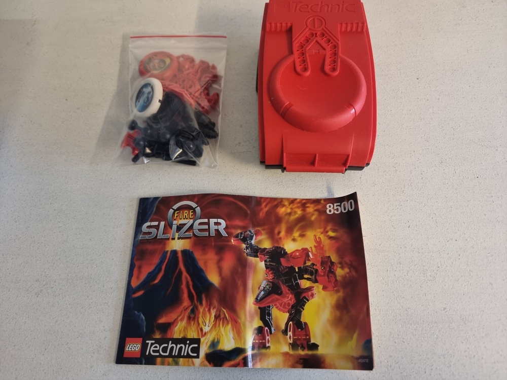 Sett 8500 fra Lego Technic : Slizer serien
Meget pent
Komplett med manual og boks.