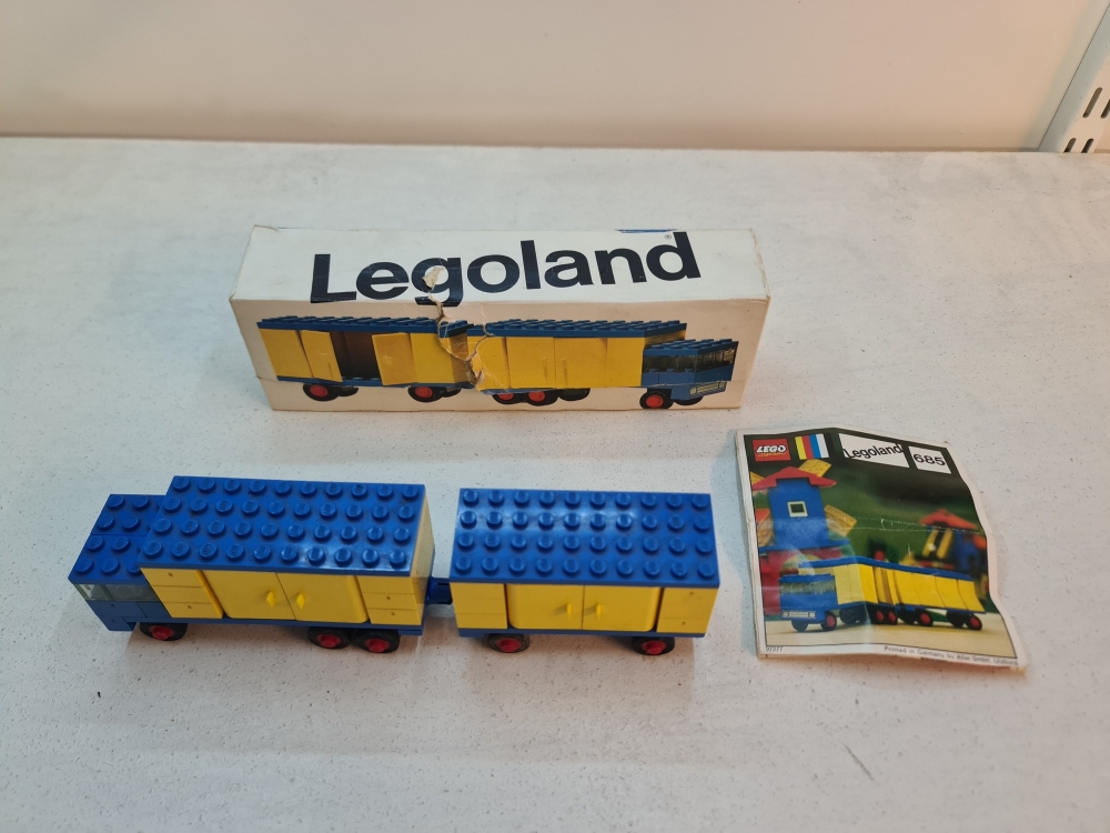 Sett 685 fra Lego Legoland serien.
Pent sett. 
Komplett med manual og eske.