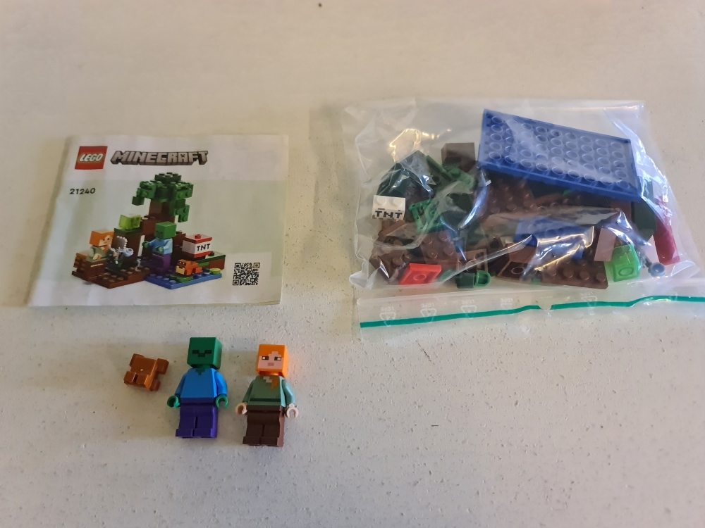 Sett 21240 fra Lego Minecraft serien
Som nytt. Komplett med manual.