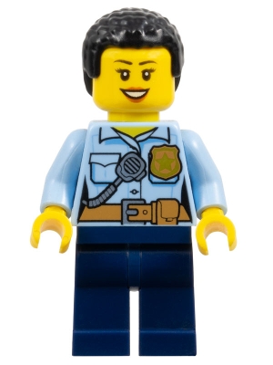 Police - City Officer Female, Bright Light Blue Shirt with Badge and Radio, Dark Blue Legs, Short Black Curly Hair
Komplett i god stand.