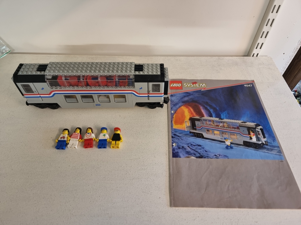 Sett 4547 fra Lego Train : 9V serien
Meget fint sett.
Komplett med manual.