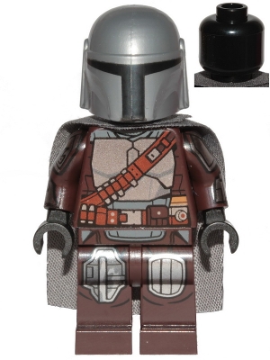 The Mandalorian / Din Djarin / 'Mando' - Silver Beskar Armor, Cape
Komplett i god stand.