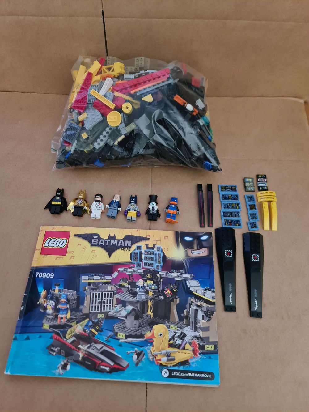 Sett 70909 fra Lego Super Heroes : The Lego Batman Movie serien.
Meget pent.
Komplett med manual.