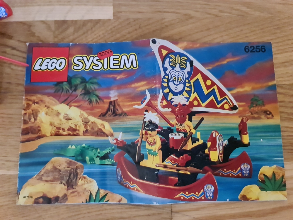 Sett 6265 fra Lego Pirates : Pirates I : Islanders serien.
Flott sett.
Komplett med manual.