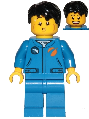 Astronaut - Male, Blue Jumpsuit, Black Hair Short Tousled with Side Part, Queasy and Open Mouth Smile
Komplett i god stand.