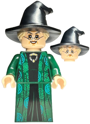 Professor Minerva McGonagall - Dark Green Robe over Black Dress, Hat with Hair
Komplett i god stand,