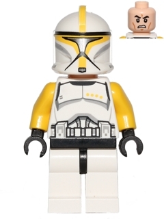 Clone Trooper Commander (Phase 1) - Yellow Arms, Scowl
Komplett i god stand.