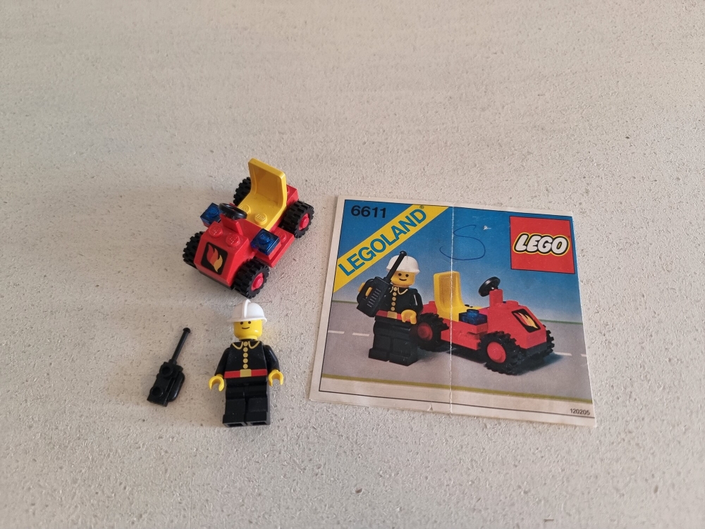 Sett 6611 fra Lego Classic Town serien.
Pent sett.
Komplett med manual.

