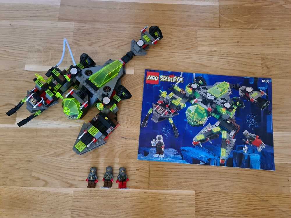 Sett 6160 fra Lego Aquazone : Stingsrays serien.
Veldig fint sett.
Komplett med manual.