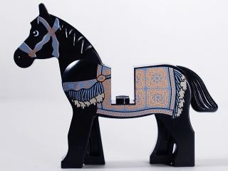 Horse, Prince of Persia with Black and White Eyes, White Pupils and Sand Blue and Gold Bridle and Persian Blanket Pattern (Aksh)
Komplett i god stand.