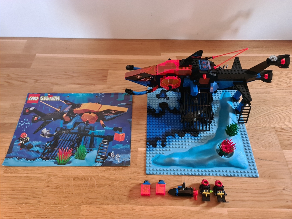 Sett 6190 fra Lego Aquazone : Aquasharks serien.
Meget pent.
Komplett med manual.