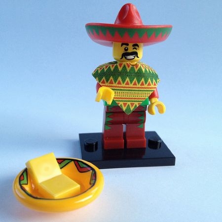 Taco Tuesday Guy, The LEGO Movie (Complete Set with Stand and Accessories)
Komplett i god stand.