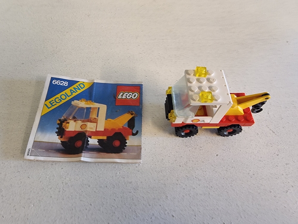 Sett 6628 fra Lego Classic Town serien.
Pent sett. Noe bruksmerker.
Komplett med manual.