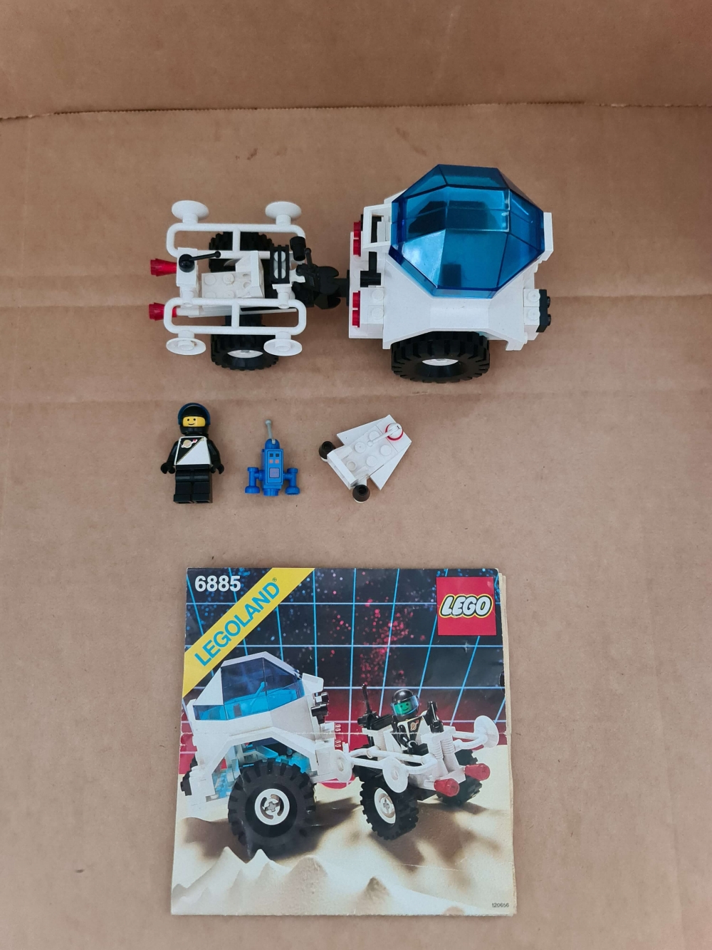 Sett 6885 fra Lego Space : Futuron serien.
Meget pent.
Komplett med manual.