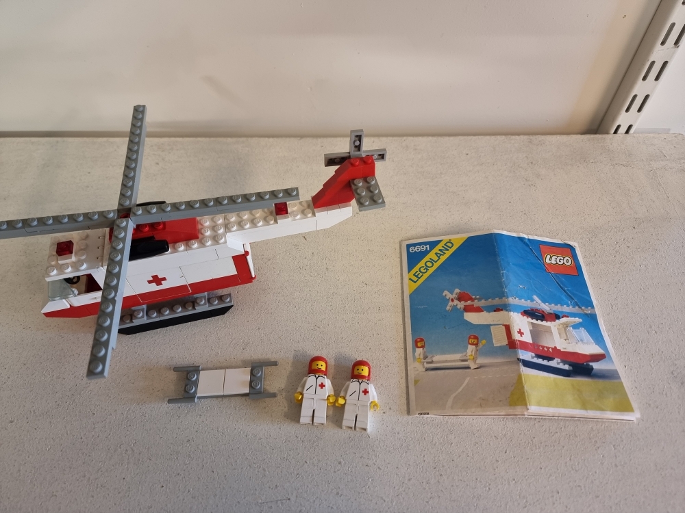 Sett 6691 fra Lego Classic Town serien.
Pent brukt.
Komplett med manual.