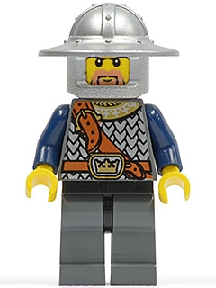 Fantasy Era - Crown Knight Scale Mail with Chest Strap, Helmet with Broad Brim, Brown Beard and Sideburns
Komplett i god stand.