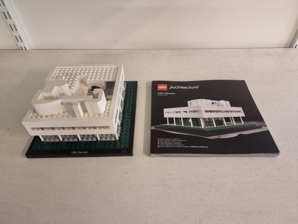 Sett 21014 fra Lego Architecture serien.
Som nytt.
Komplett med manual.