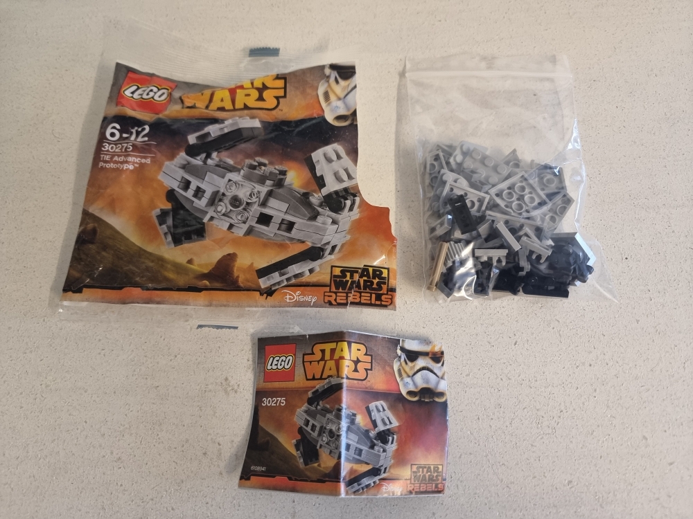 30275 polybag.
Komplett med manual og polybag.