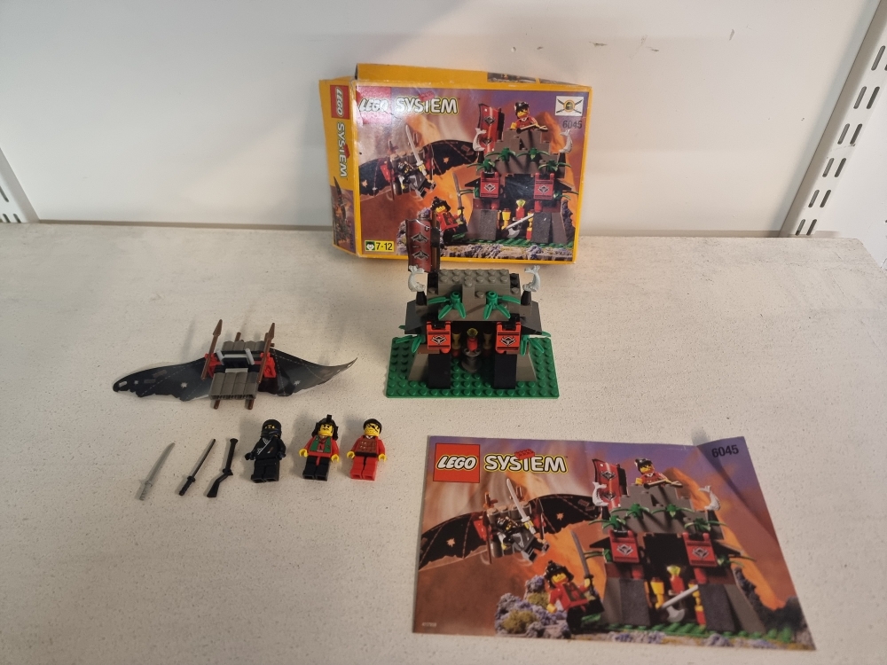 Sett 6045 fra Lego Ninja serien.

Meget pent.
Komplett med manual og eske.