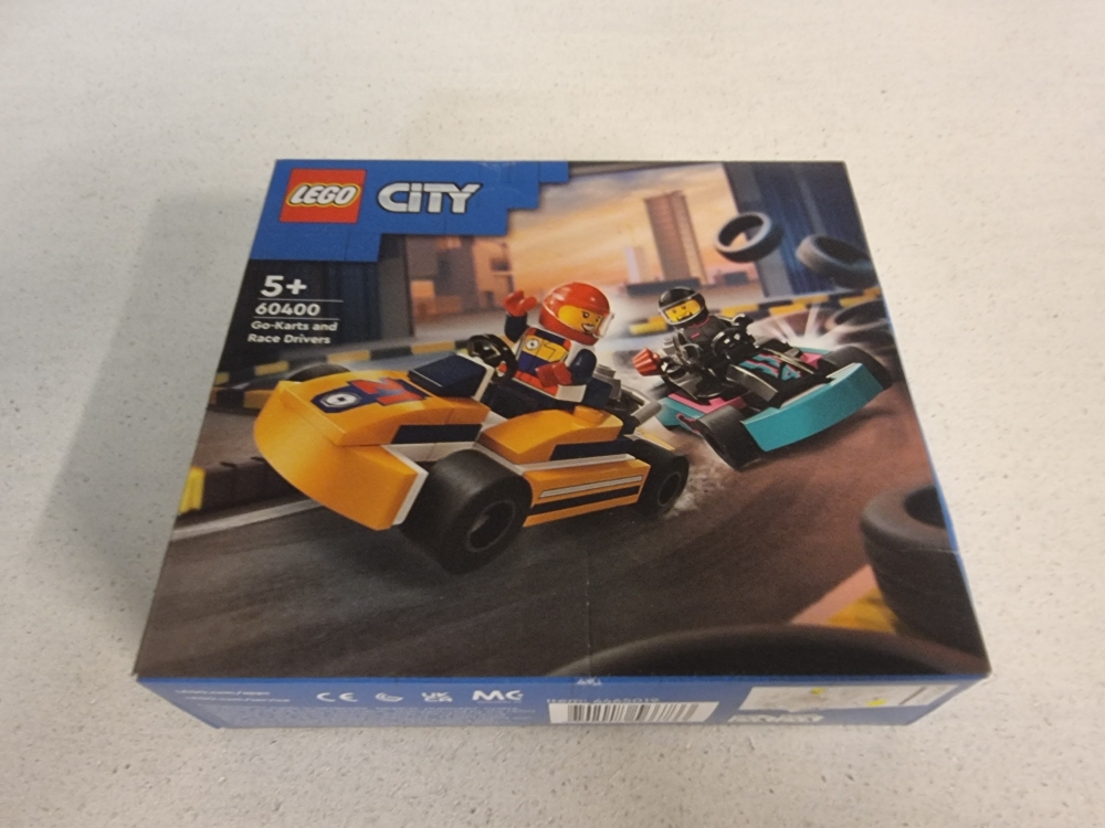 Sett 60400 fra Lego City : Race serien.
Uåpnet.