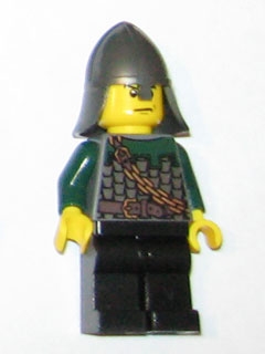 Kingdoms - Dragon Knight Scale Mail with Chain and Belt, Helmet with Neck Protector, Scowl
Komplett i god stand.